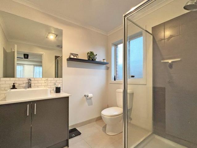 House for rent in Allambee, Victoria