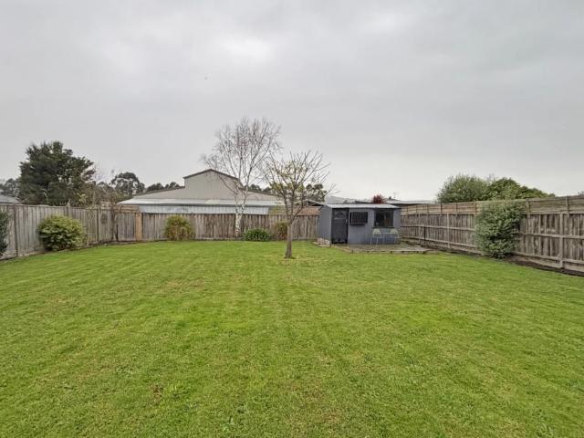 House for rent in Allambee, Victoria