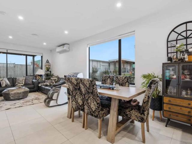 Townhouse for rent in Papakura