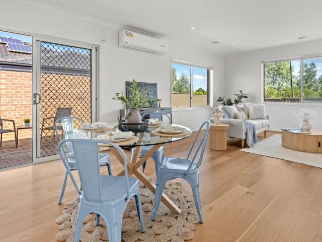 House for rent in Atherstone, Melbourne