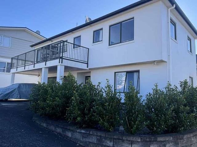 House for rent in Whangaparaoa, Oroua County