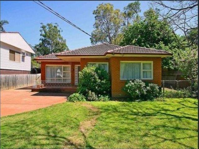 House for rent in Baulkham Hills, Sydney