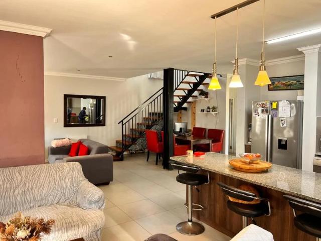 Townhouse for sale in Kraaifontein, Western Cape