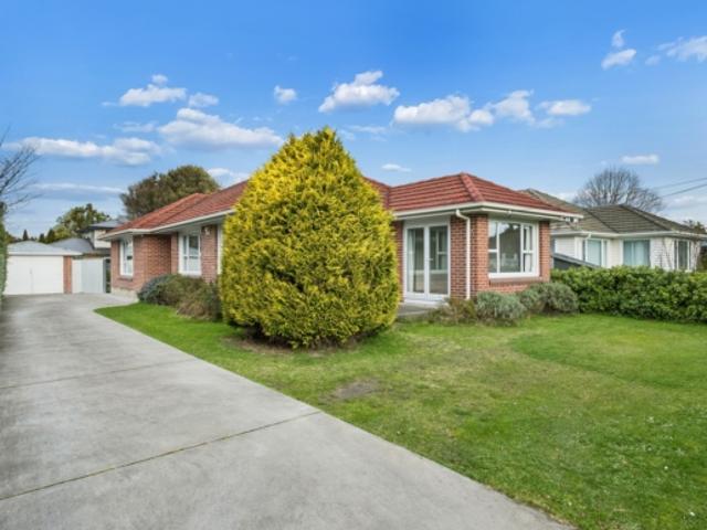 Property for rent in Bryndwr, Canterbury