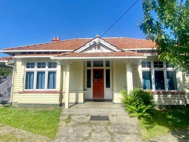 House for rent in Otakou