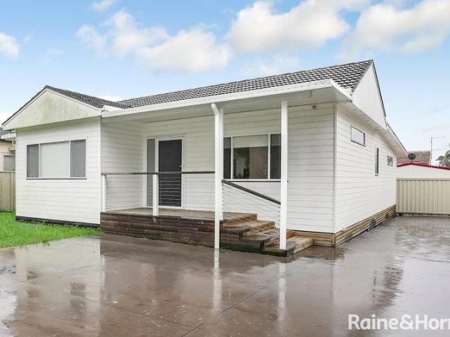 House for rent in Kingswood, Sydney