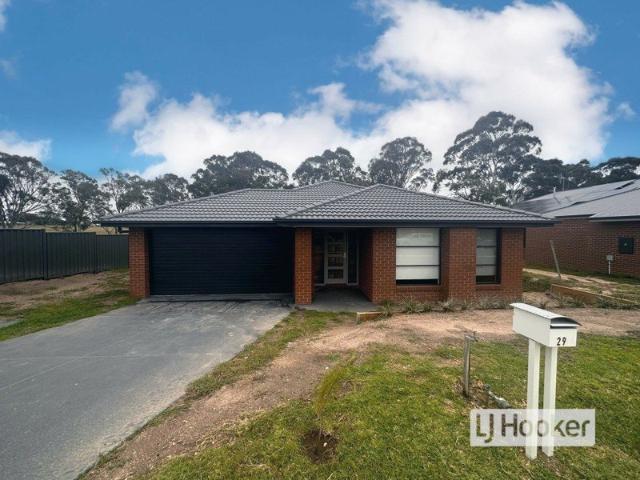 House for rent in Eagle Point, Victoria