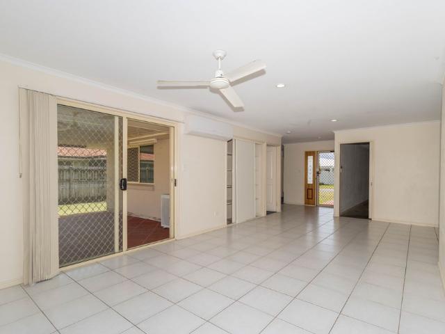 House for rent in Eli Waters, Hervey Bay
