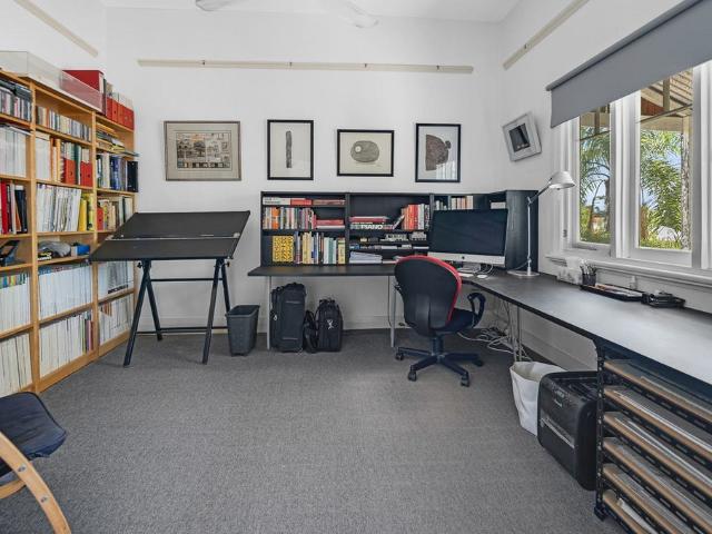 House for rent in Perth