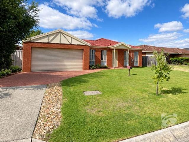 House for rent in Henty Park Estate, Melbourne