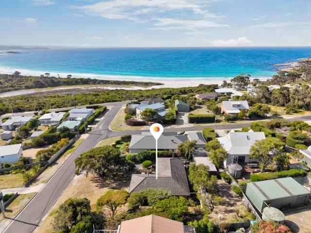 House for sale in Binalong Bay, Tasmania