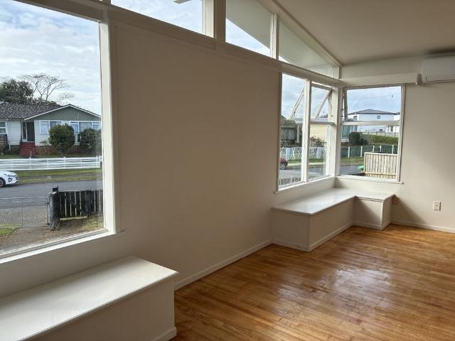 House for rent in Manurewa, Oroua County