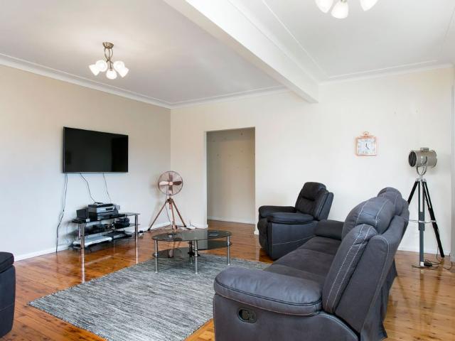 Apartment for rent in Oak Flats Dc, New South Wales