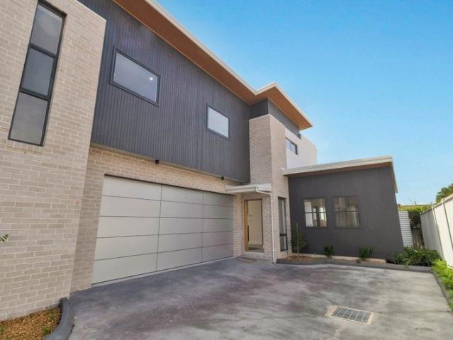 Townhouse for rent in Gosford, New South Wales