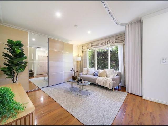 Townhouse for rent in Horseshoe Creek, South Australia