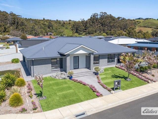 House for sale in Ulverstone, Tasmania
