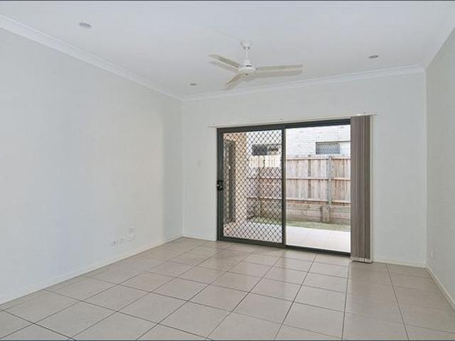 Townhouse for rent in Toombul, Queensland