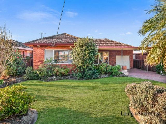 House for rent in Girraween, Sydney