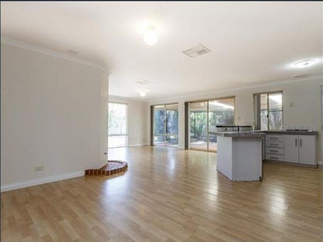 House for rent in Canning Vale, Western Australia