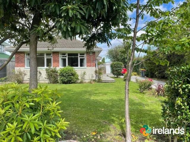 House for rent in Chaslands, Canterbury