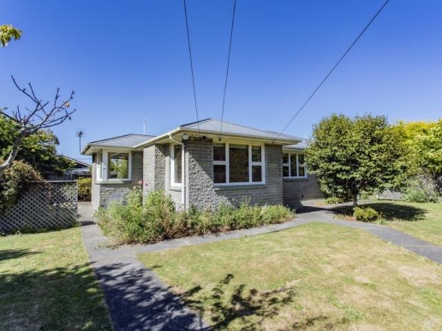 Room for rent in Heathcote, Canterbury