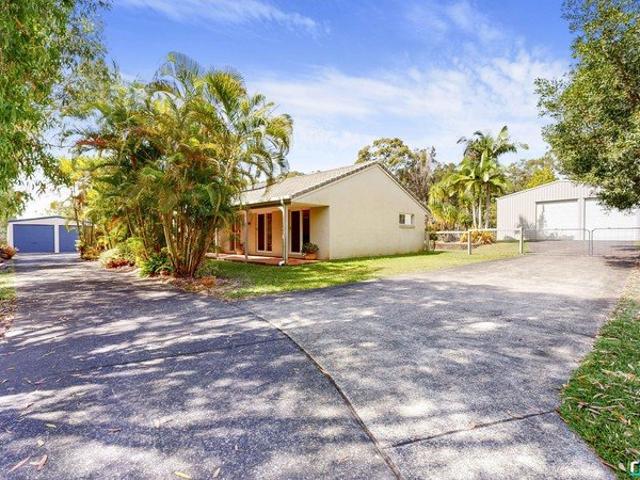 House for rent in Cooroibah, Noosa Shire