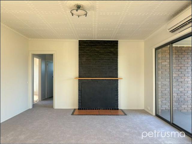 House for rent in Opossum Bay, Tasmania