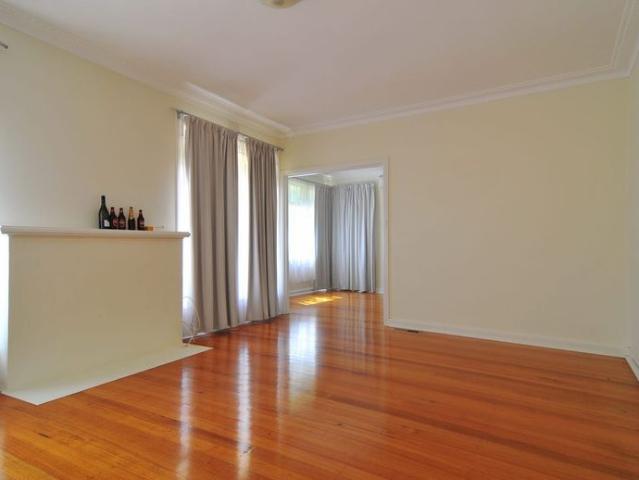 House for rent in Mount Waverley, Melbourne