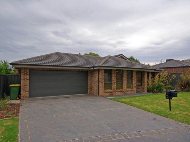 House for rent in Thurgoona, Albury