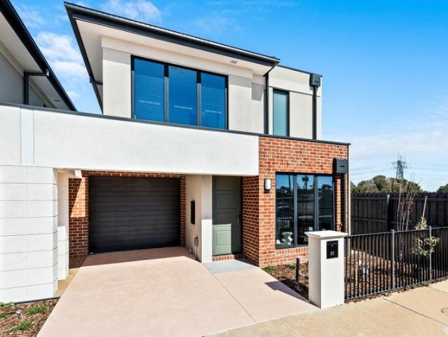 House for rent in Casey Green, Melbourne