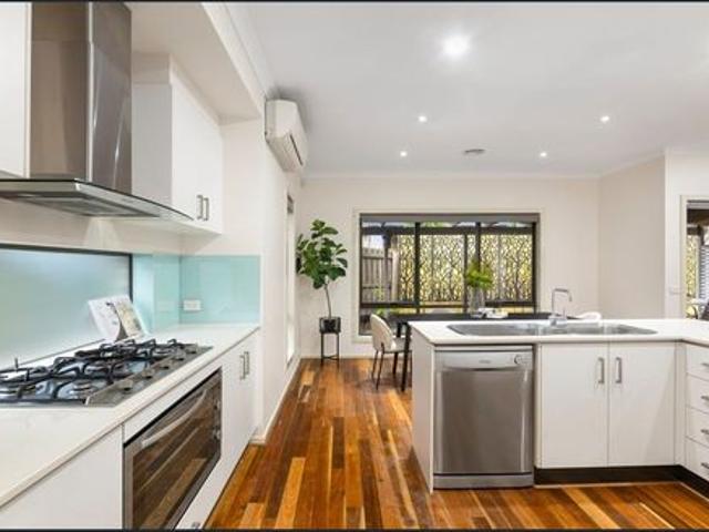 Townhouse for rent in Camerons Creek, Victoria