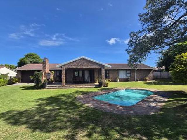 House for sale in Gqeberha (Port Elizabeth), Nelson Mandela Bay Metropolitan Municipality