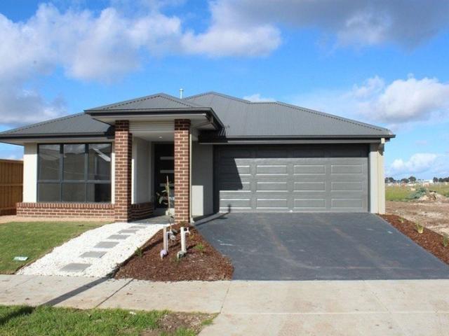 House for rent in Wynbrook, Melbourne