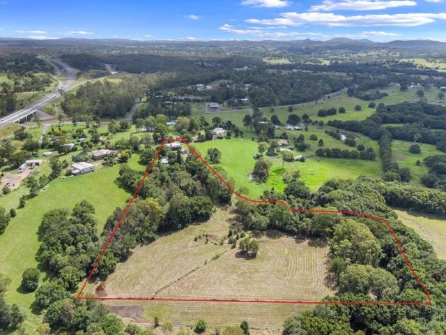 Cottage for sale in Victory Heights, Queensland