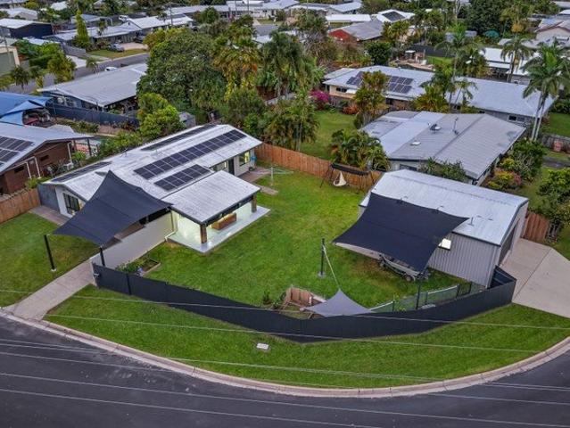House for sale in Kewarra Beach, Queensland