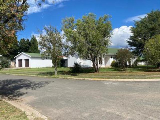 House for sale in Queenstown, Eastern Cape