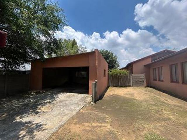 House for sale in Oranjeville, Free State
