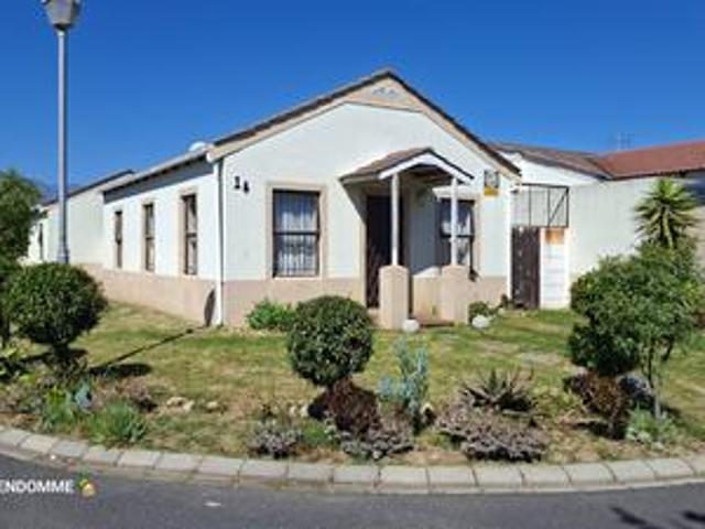 House for sale in Helderzicht, Somerset West
