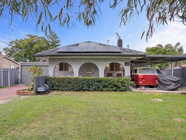 House for sale in Cloverdale, Western Australia