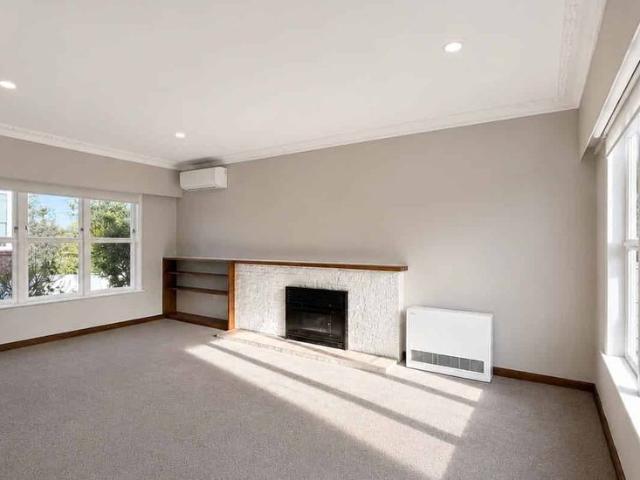 House for rent in Paremoremo