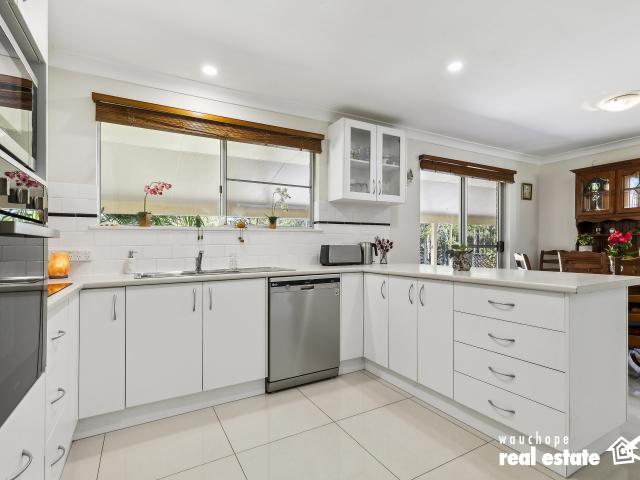 Cottage for sale in King Creek, New South Wales