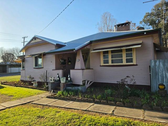 House for sale in Warialda, Gwydir Shire Council