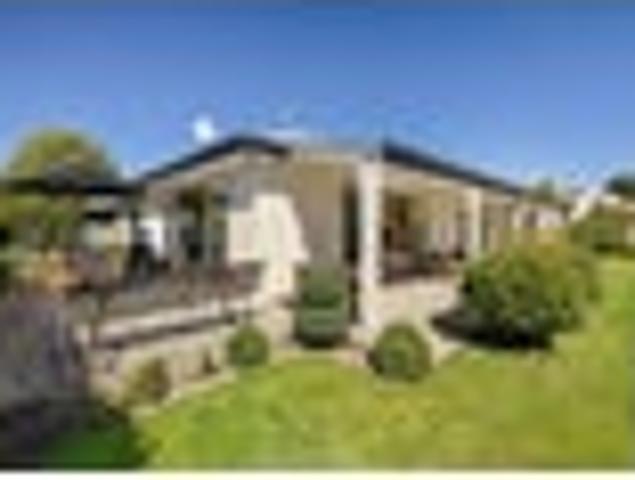 House for sale in Otakou
