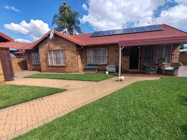 House for sale in Centurion