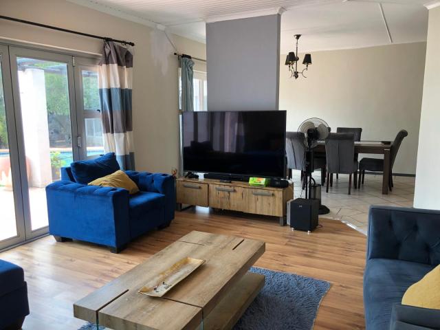 House for rent in Blue Bend, East London