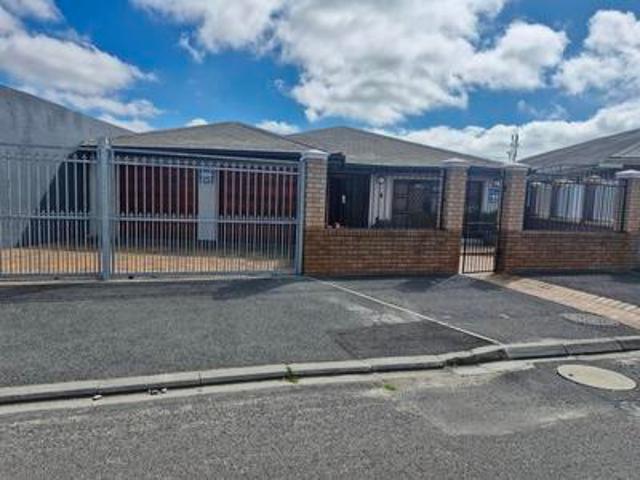 House for sale in Parow, Western Cape
