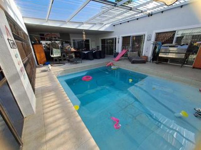 House for sale in Ugu District Municipality, Kwazulu-natal
