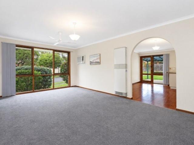 House for rent in Park Ridge, Melbourne