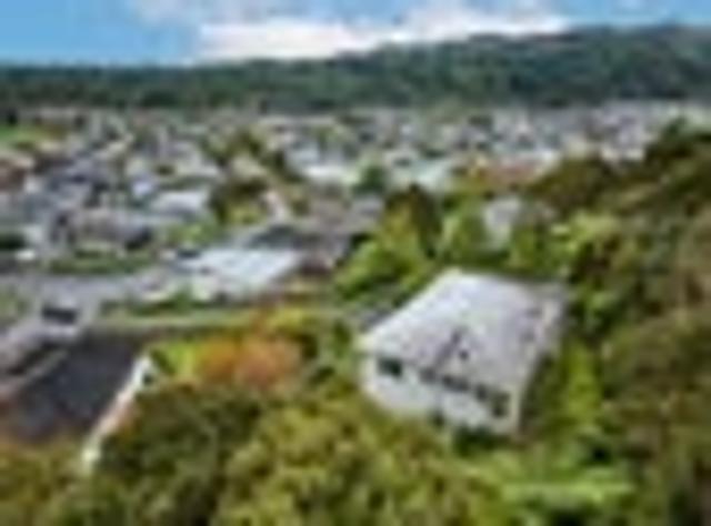 House for sale in Days Bay, Wellington