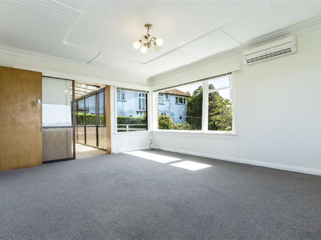House for rent in Otakou